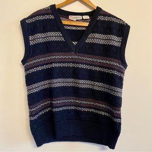 VINTAGE KNIT VEST